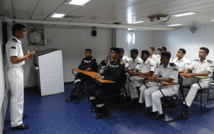 INDIAN NAVY INVITES APPLICATION