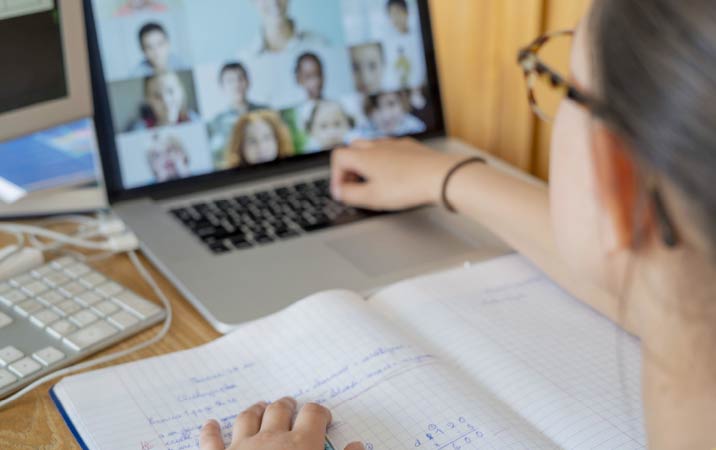 THESE ARE THE TOP 10 ONLINE PLATFORMS TO BUILD YOUR COURSE