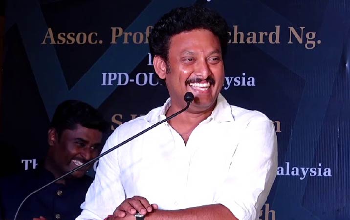 ducation minister holds meet on board