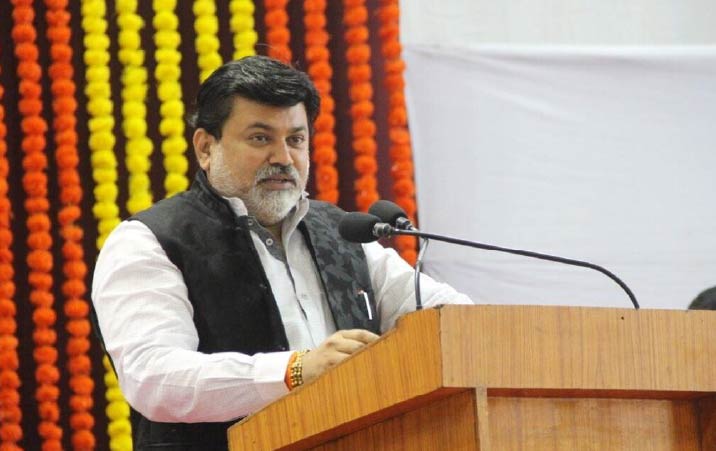 Education minister Samant reviews COEPs excellence centre master plan