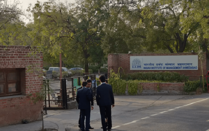 IIM Ahmedabad Research Associateship Urban Transportation 2021