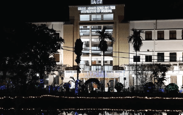 IACS Kolkata Research Associateship DRU 2022