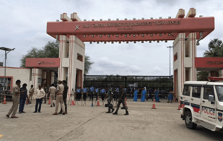 IIIT Basara Roof slab falls on PUC first year student injuring him