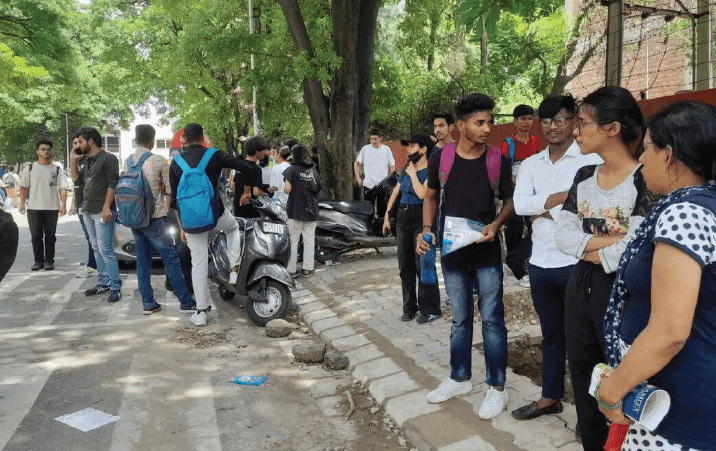 Students raise issue of MHT CET and CUET date clash say their options will shrink