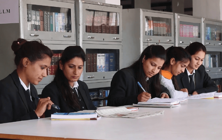 Centrally Sponsored Post Matric Scholarship for ST Students Himachal Pradesh 2022