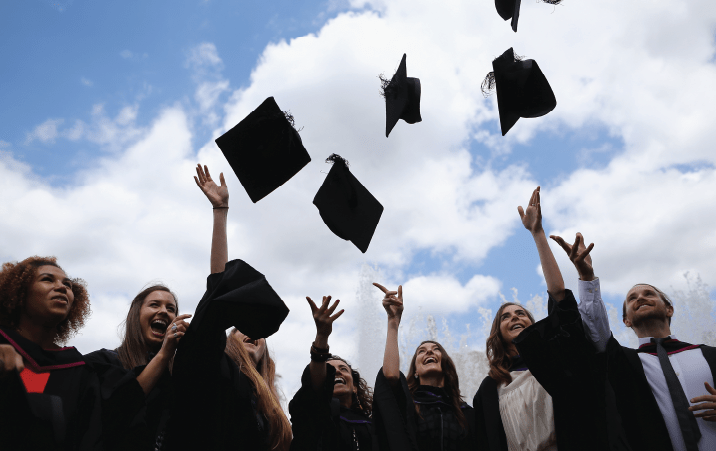 Scholarship to Meritorious Students Possessing MathematicsPhysics Maharashtra 2022 23