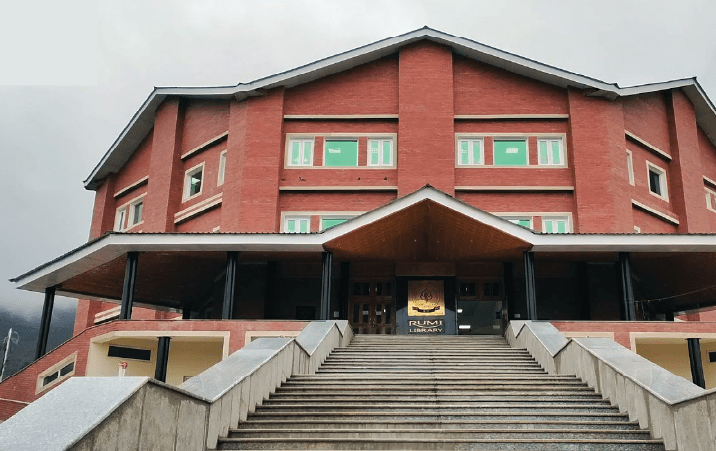 IUST Apprenticeship for Graduates 2023