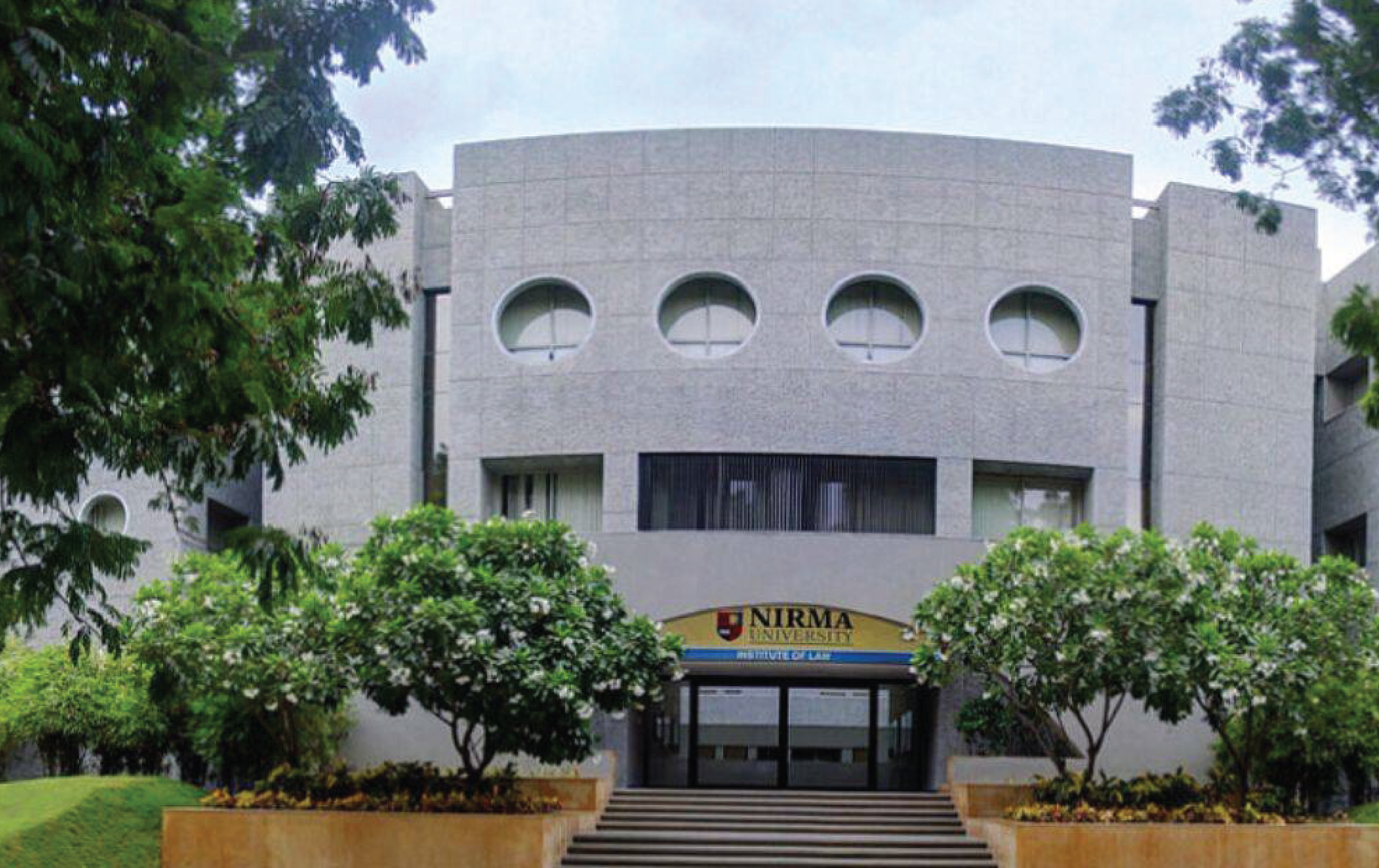 Scored low in CLAT 2023 Here are alternate college degree options available for you