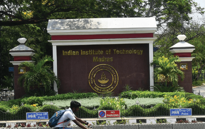 New Course by IITs 4 year BS degree in Data Science and Applications