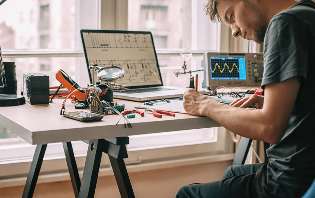 Medhaavi Engineering Scholarship Program 2023 24